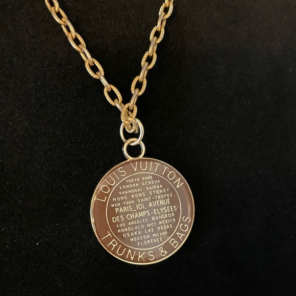 Louis Vuitton Trunks and Bags Zipper Pull on Vintage Chain - Picture 6 of 6